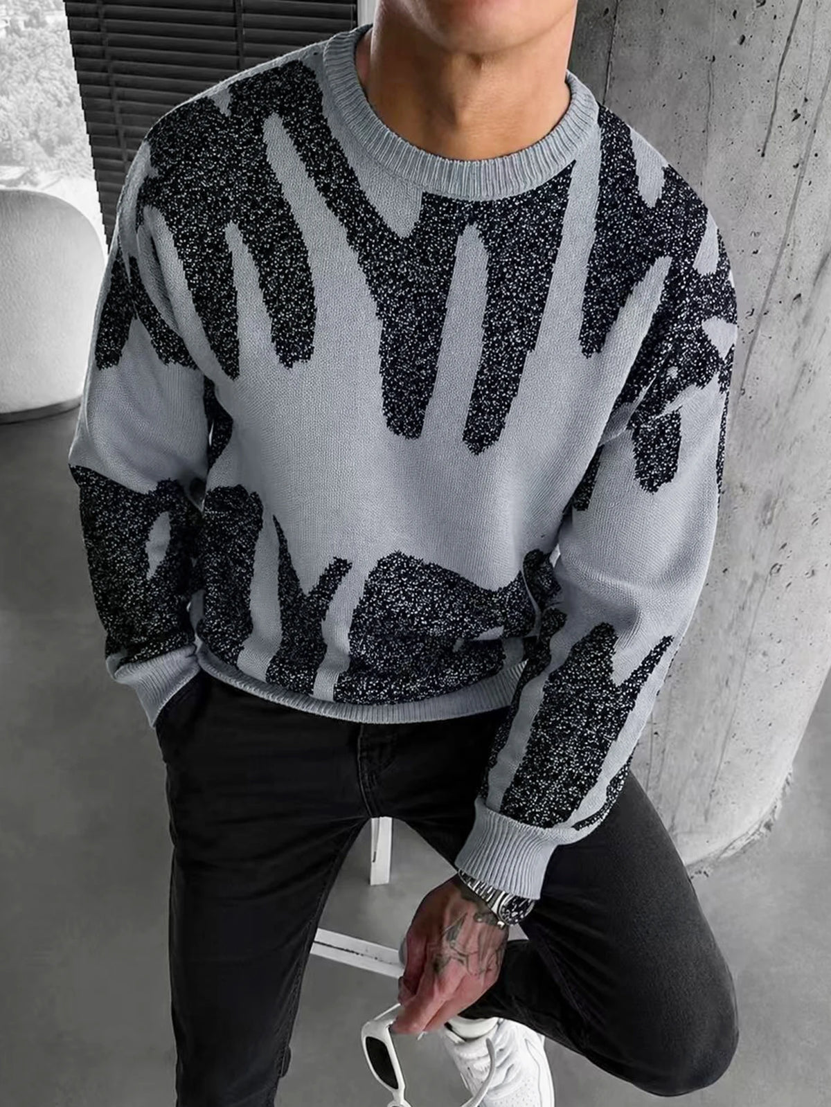 Men's Loose Crew Neck Knit Sweater Abstract Graffiti Jacquard Pullover 70% Viscose 30% Polyester S‑XL 1Pc