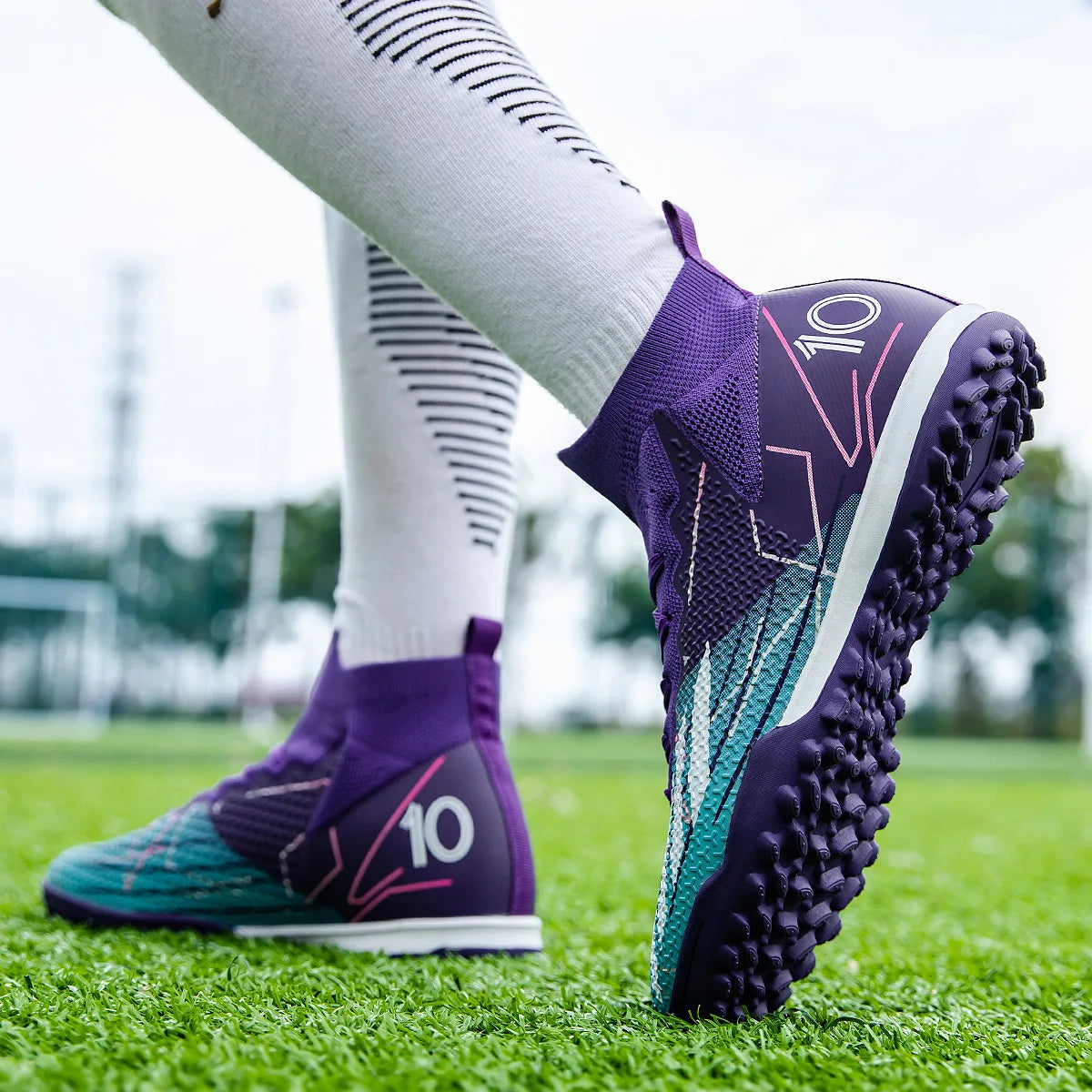 Short Spike Cleats New Competition Level Football Shoes for Men and Women Universal Professional Game Training Sports Shoes