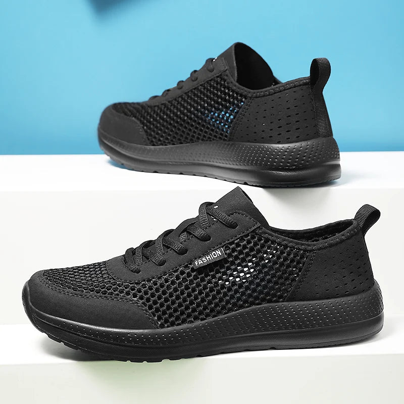 Men Soft Sport Shoes Breathable Fashion Mesh Running Shoes Comfortable Man High Quality Outdoor Lightweight Sneakers for Men