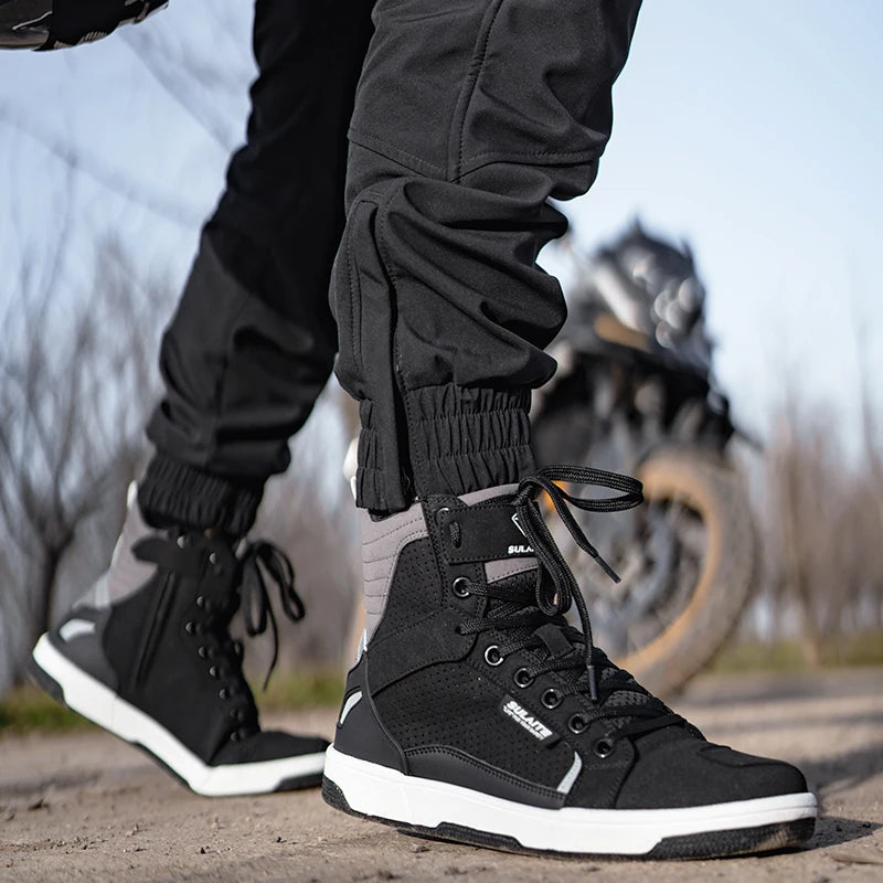 Men Motorcycle Boots Breathable Anti-fall Rider Road Racing Casual Shoes Boots Gear Shift Rubber Sole Reflective Motorbike Shoes