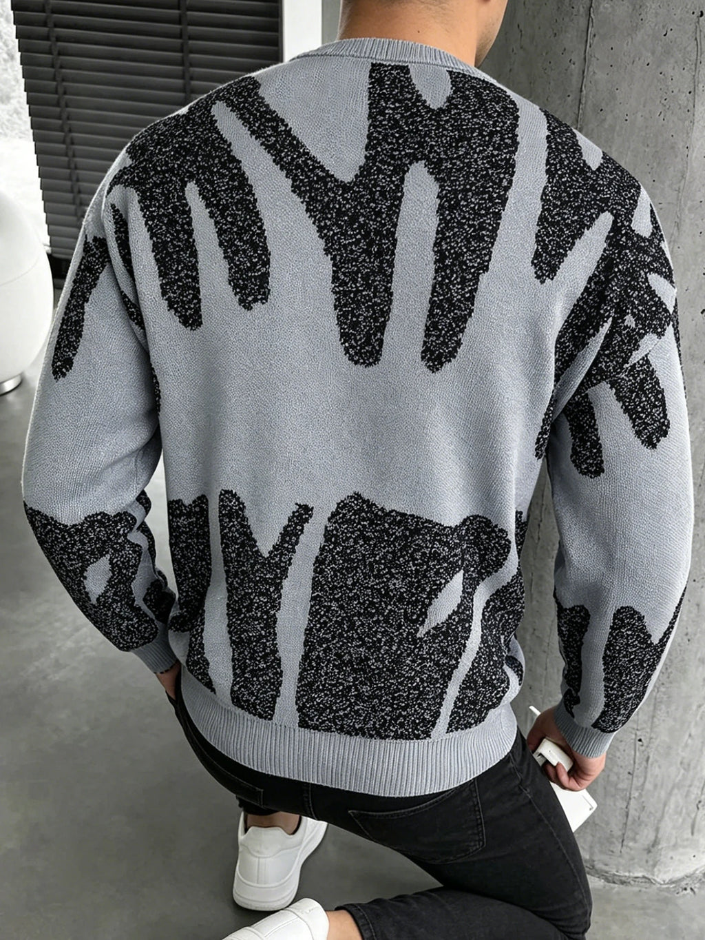 Men's Loose Crew Neck Knit Sweater Abstract Graffiti Jacquard Pullover 70% Viscose 30% Polyester S‑XL 1Pc